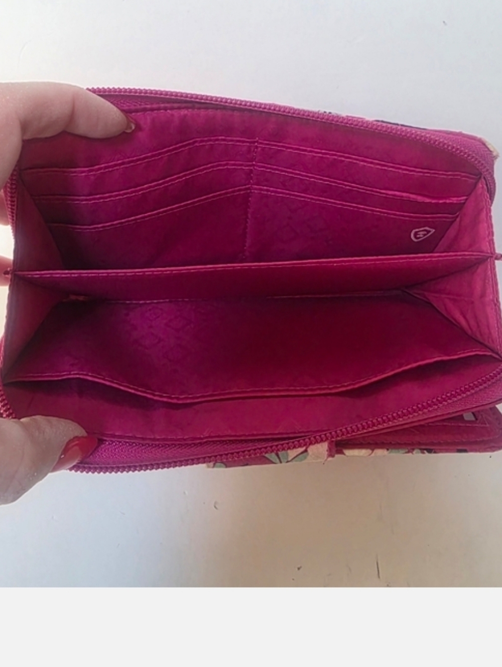 Vera Bradley Bloom Berry RFID Turnlock Wallet Pink Floral Women's Wallet - Picture 5 of 15